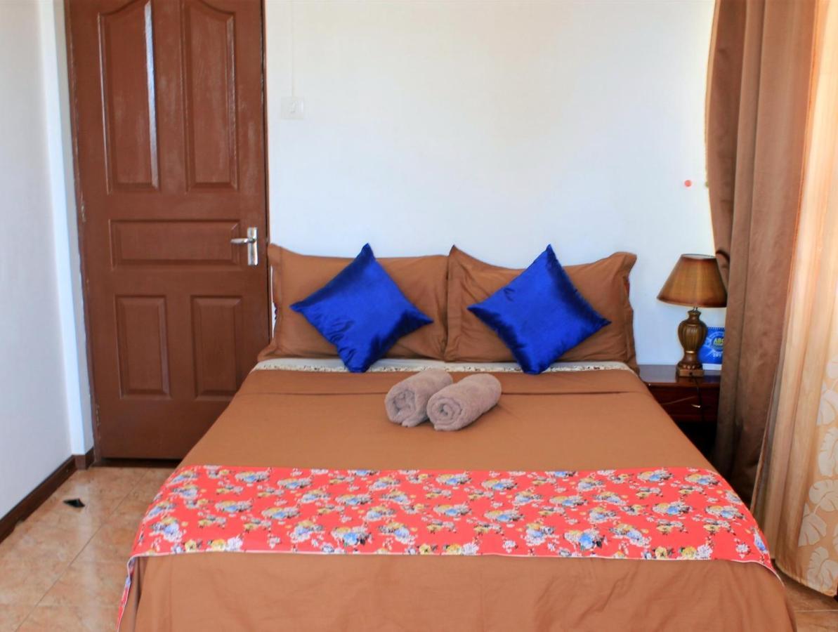เลอโบวัลลอน บี แอนด์ บี Bed & Breakfast มาเฮบอร์ก ภายนอก รูปภาพ