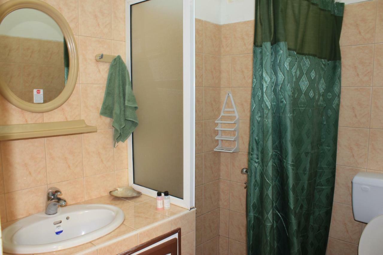 เลอโบวัลลอน บี แอนด์ บี Bed & Breakfast มาเฮบอร์ก ภายนอก รูปภาพ