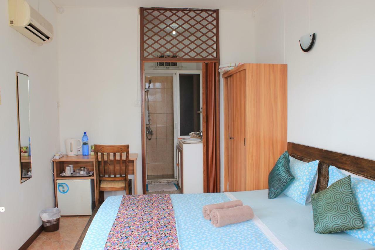 เลอโบวัลลอน บี แอนด์ บี Bed & Breakfast มาเฮบอร์ก ภายนอก รูปภาพ