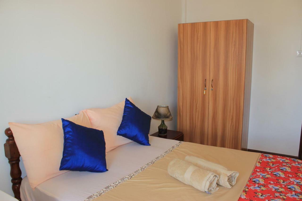 เลอโบวัลลอน บี แอนด์ บี Bed & Breakfast มาเฮบอร์ก ภายนอก รูปภาพ